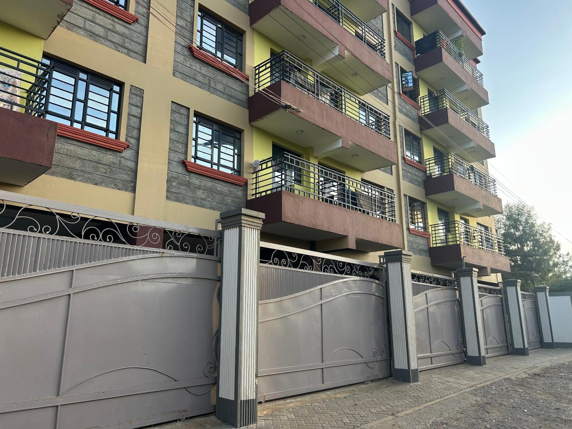Cozy With Balcony In Ngong *