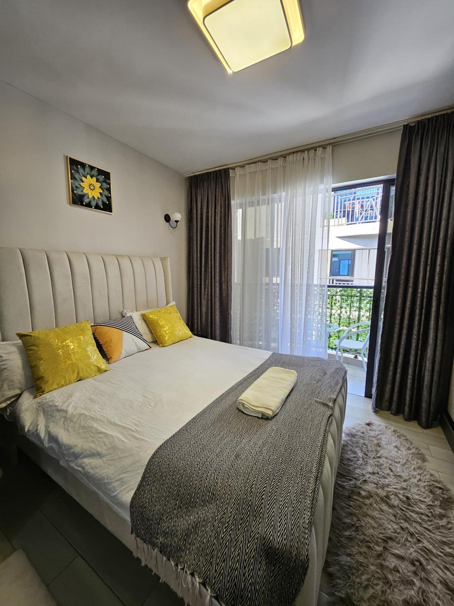 Studio With Balcony By Jeyem -othaya Road Kileleshwa * Nairobi