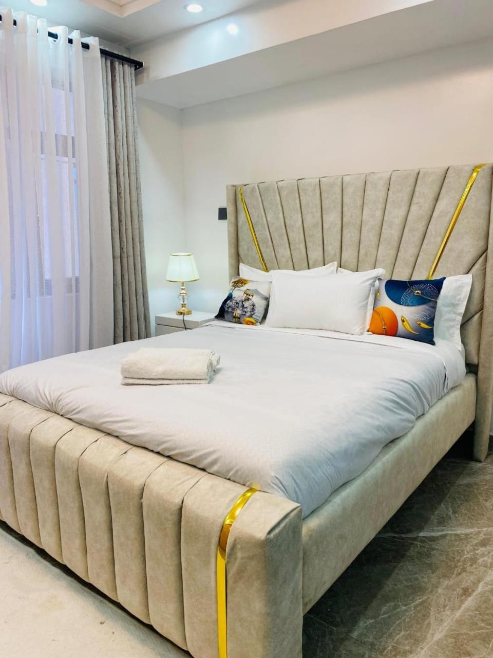 Ihomes Apartment