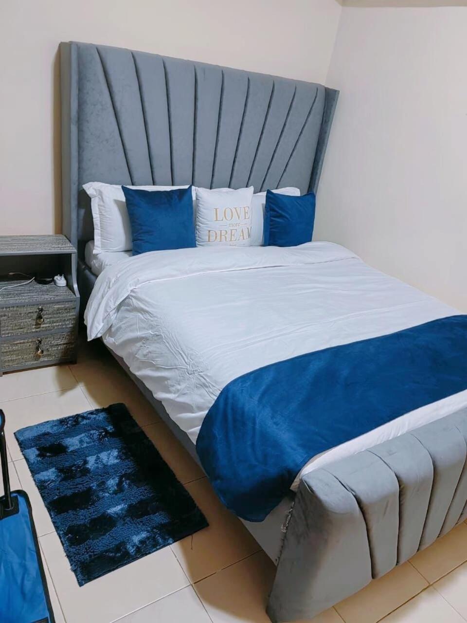 Frank Homes Trm Drive Apartment *