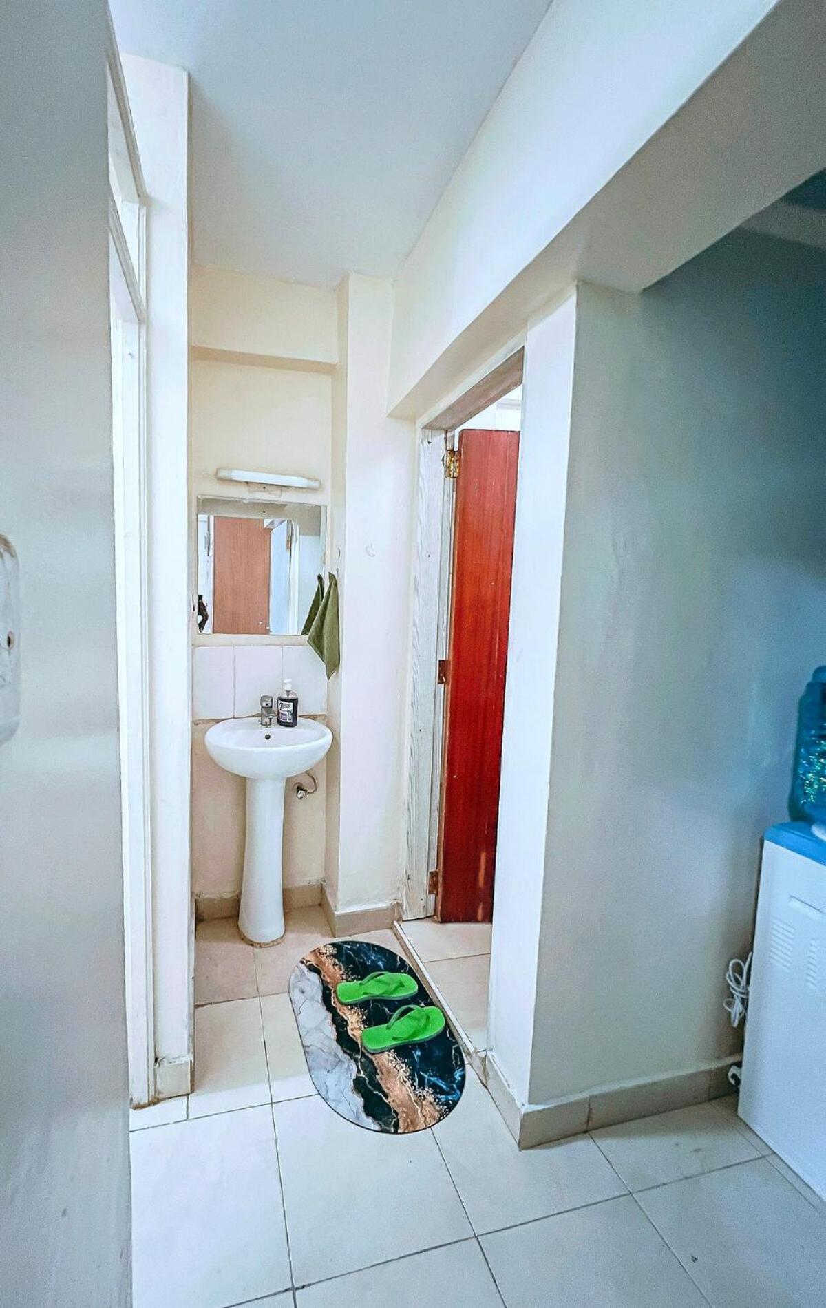 Frank Homes Trm Drive Apartment *