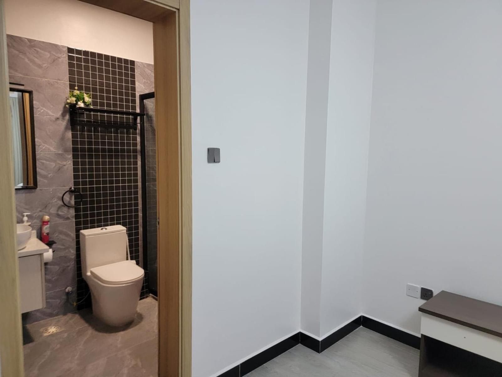 Apartment Modern Living One Bedroom With Heated Swimming Pool Fully Equipped Gym Ample Parking Space And Amazing Scenic Views Nairobi