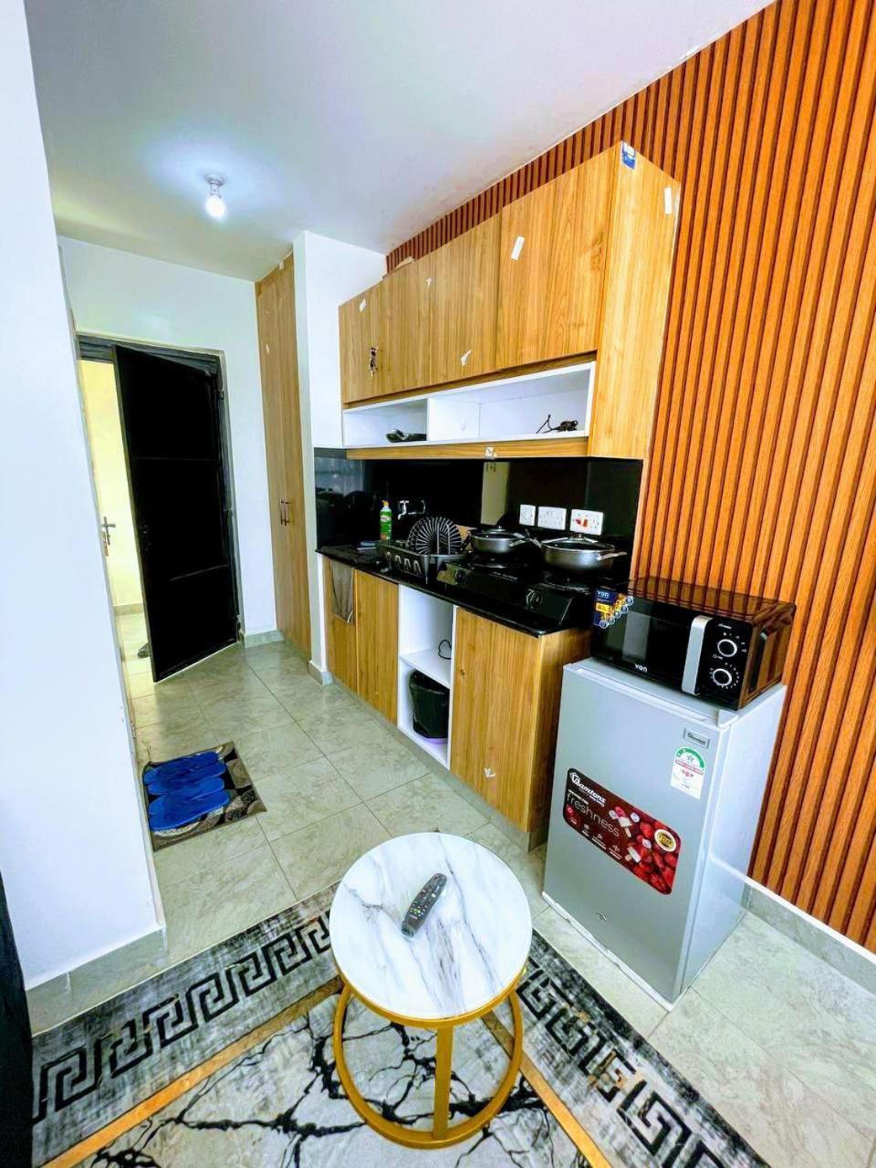 Apartment Executive Next To Jkia