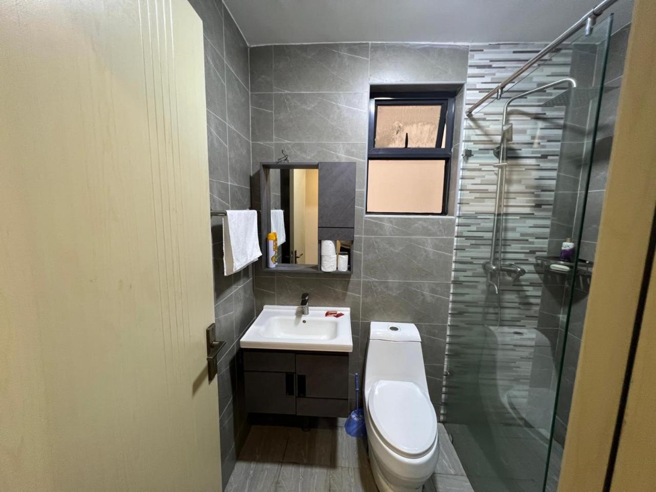 Luxurious Three Bedroom With Heated Swimming Pool Fully Equipped Ample Parking Space And Relaxing Rooftop With Amazing Views Apartment *