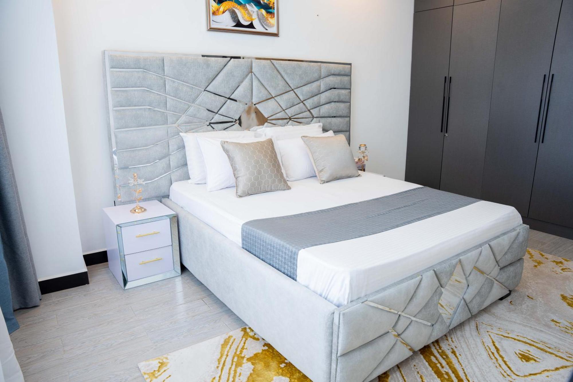 Uptown 1 Bedroom