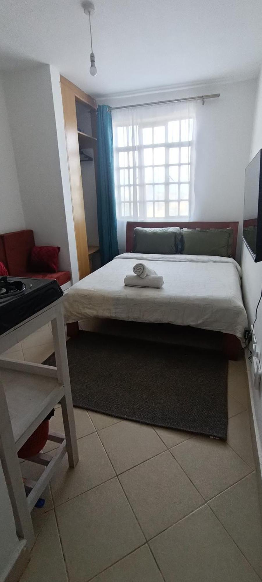 Executive Apartment *