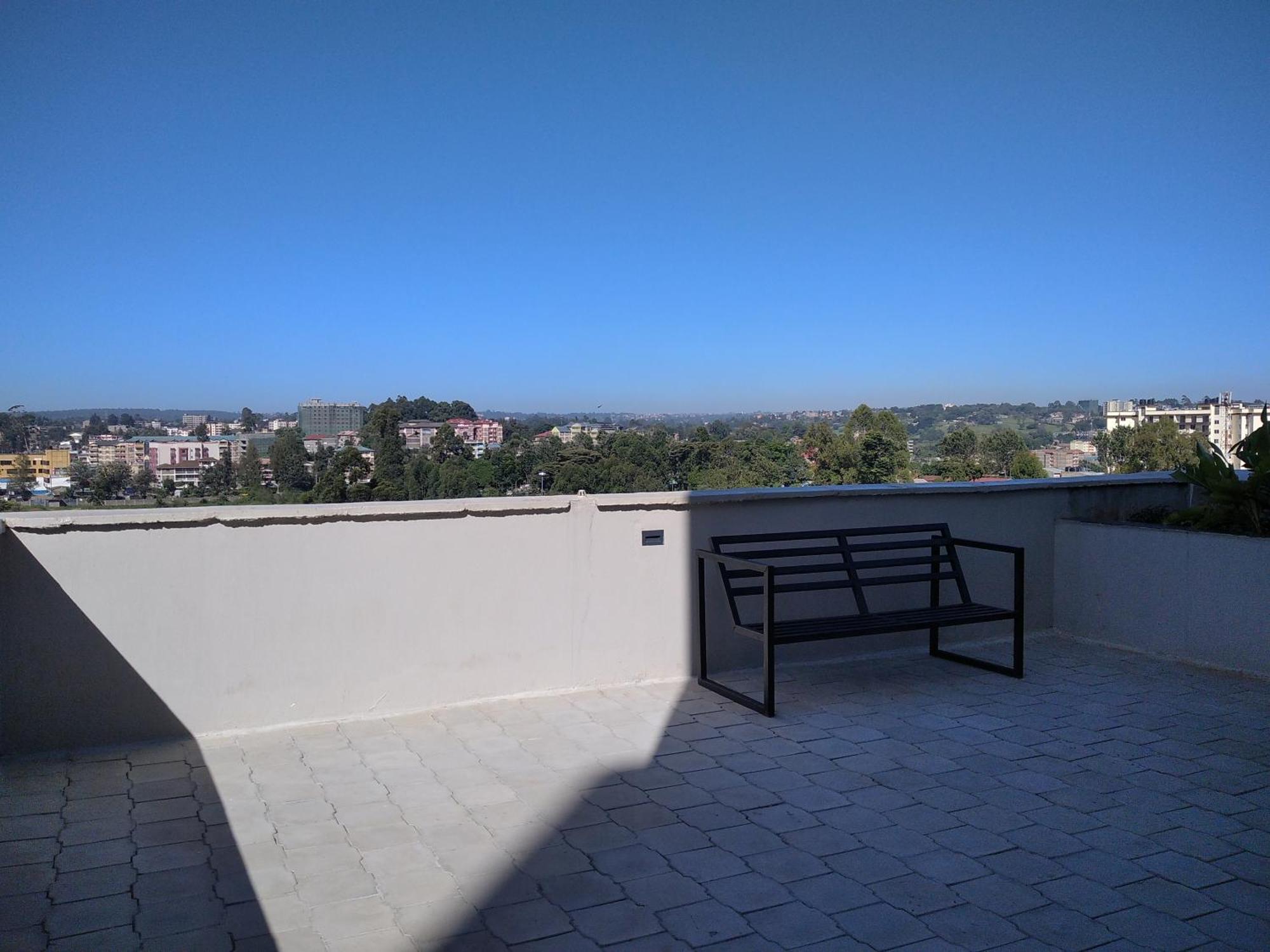 Tsavo Pentagon Apartment *