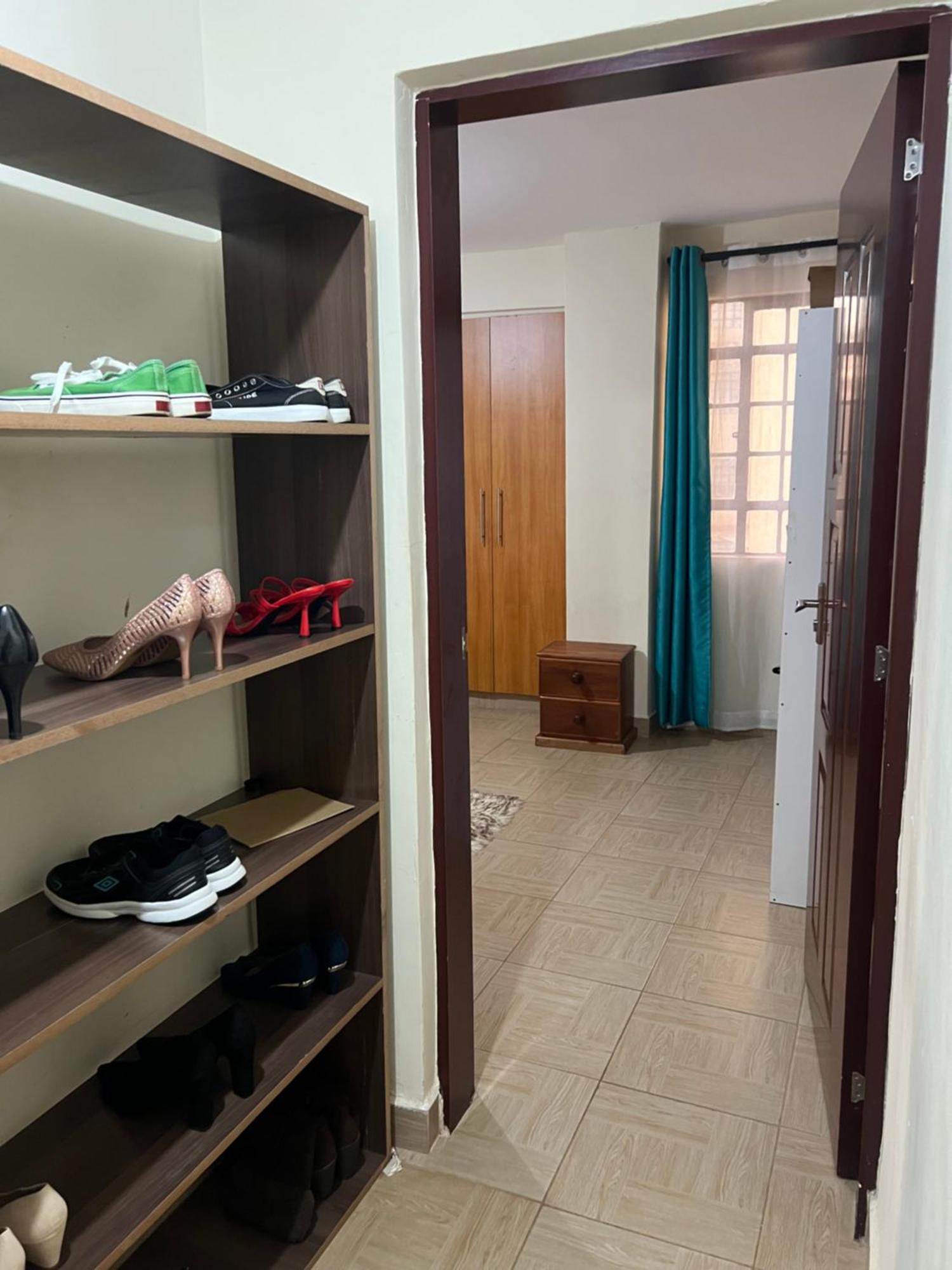 Viyeenah Apartment