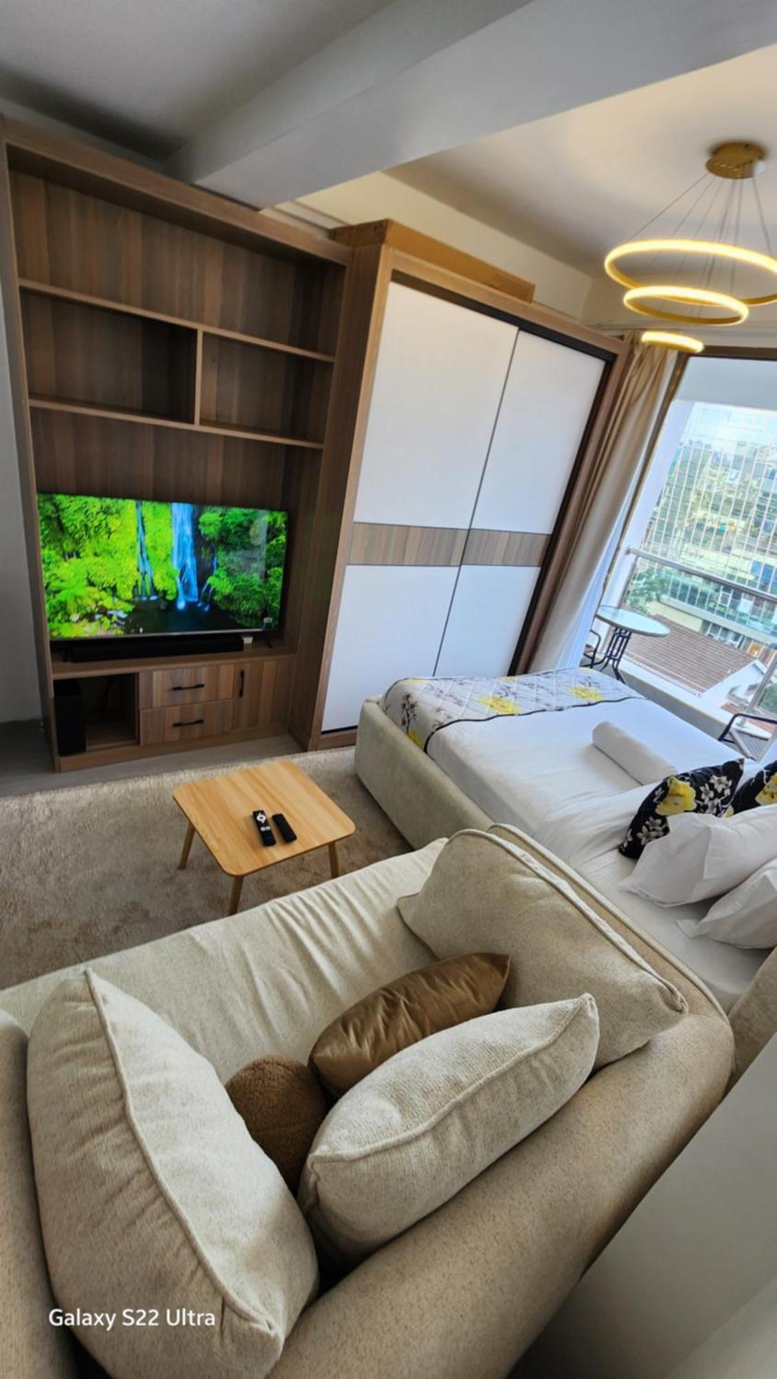The Mancave With Balcony & Gym Nairobi
