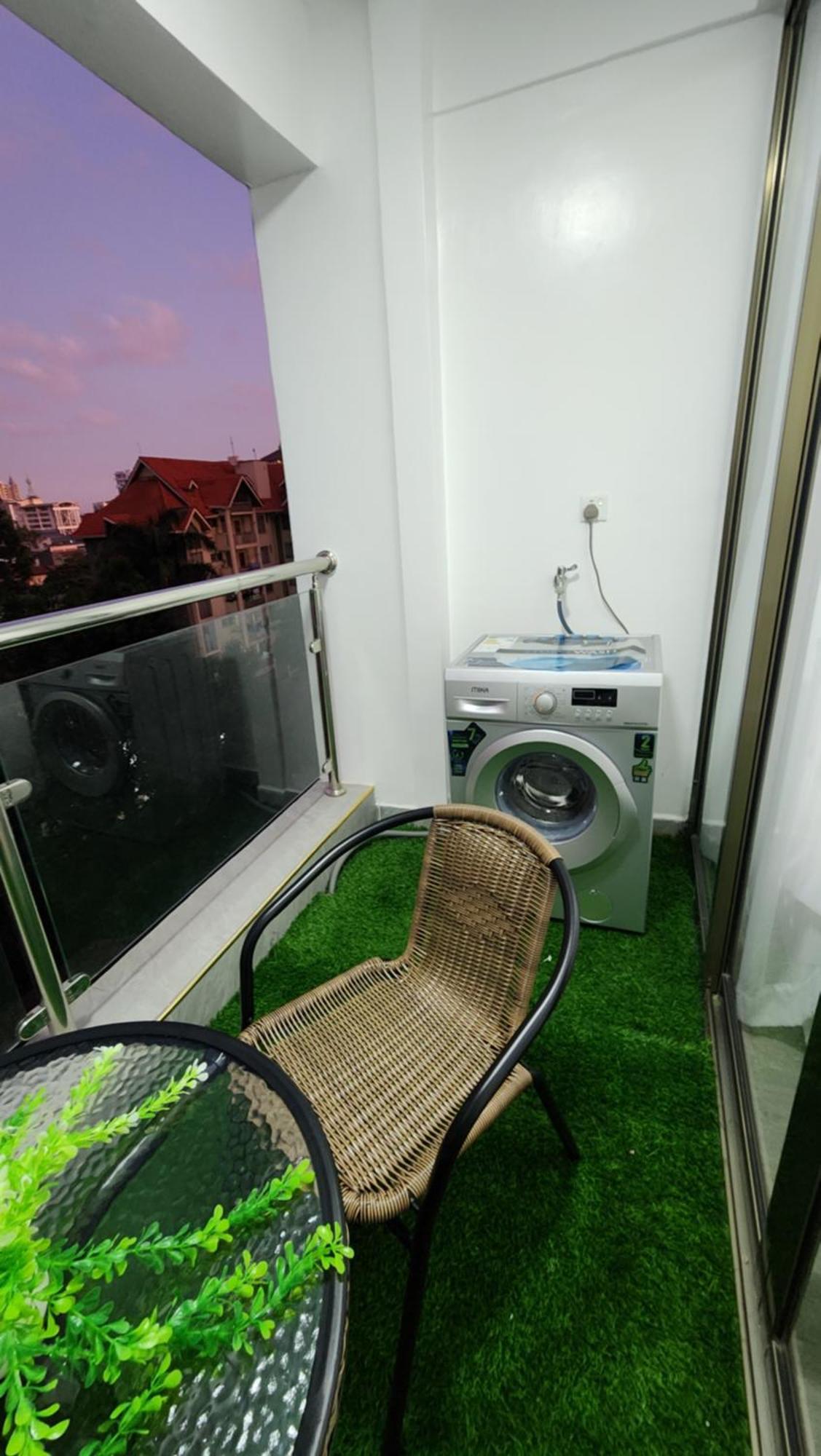 The Mancave With Balcony & Gym Nairobi