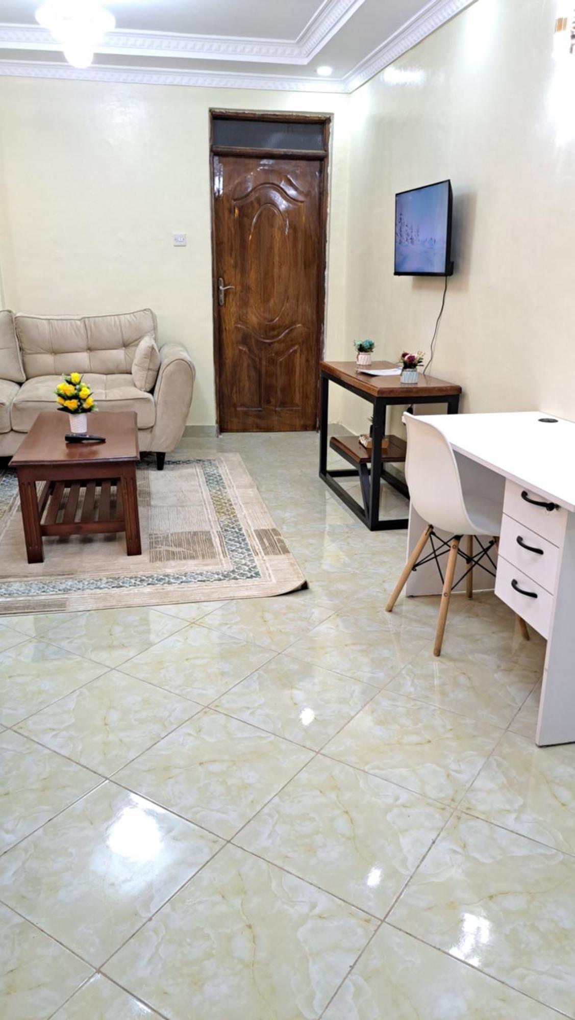Ellehomeske-excellent, Ruiru