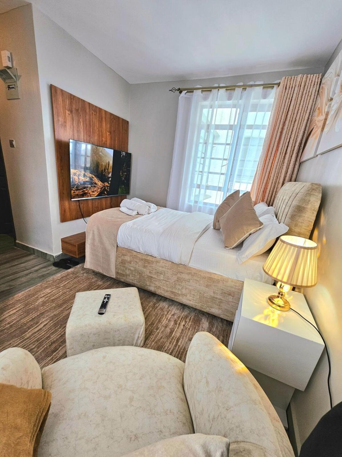 Noble Heights In Jamhuri Apartment *