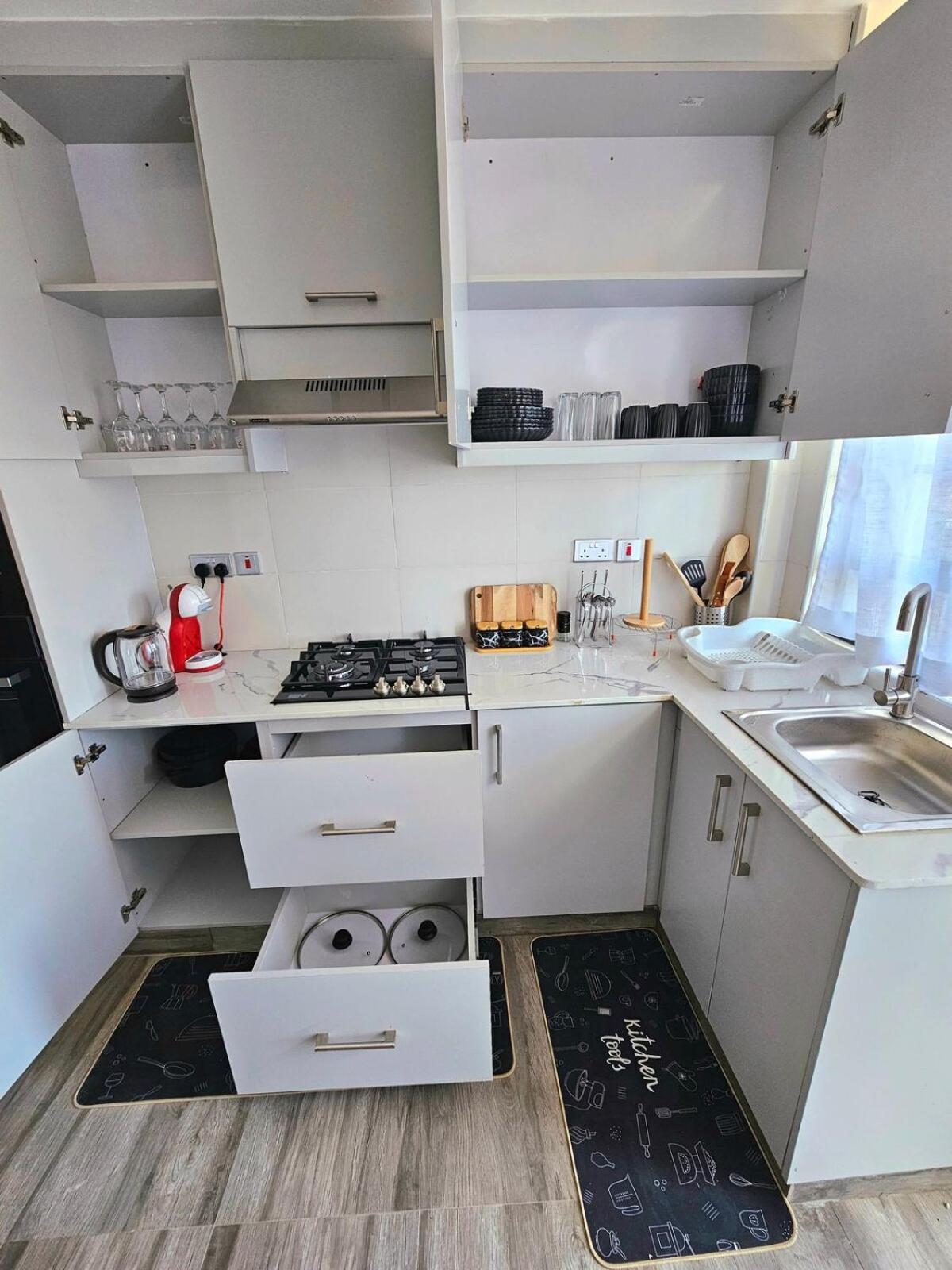 Noble Heights 2 Bedroom In Jamhuri Apartment *