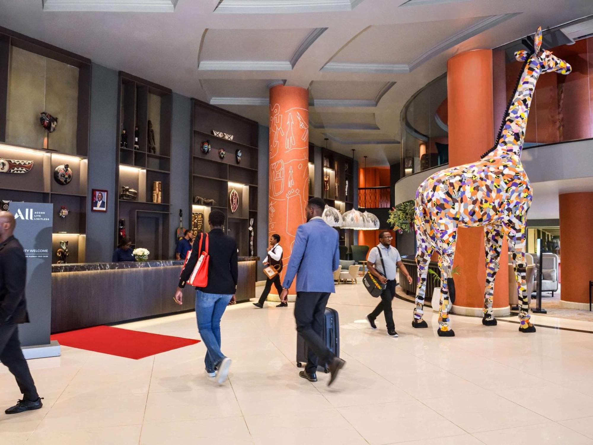 Pullman Upper Hill Hotel 5*