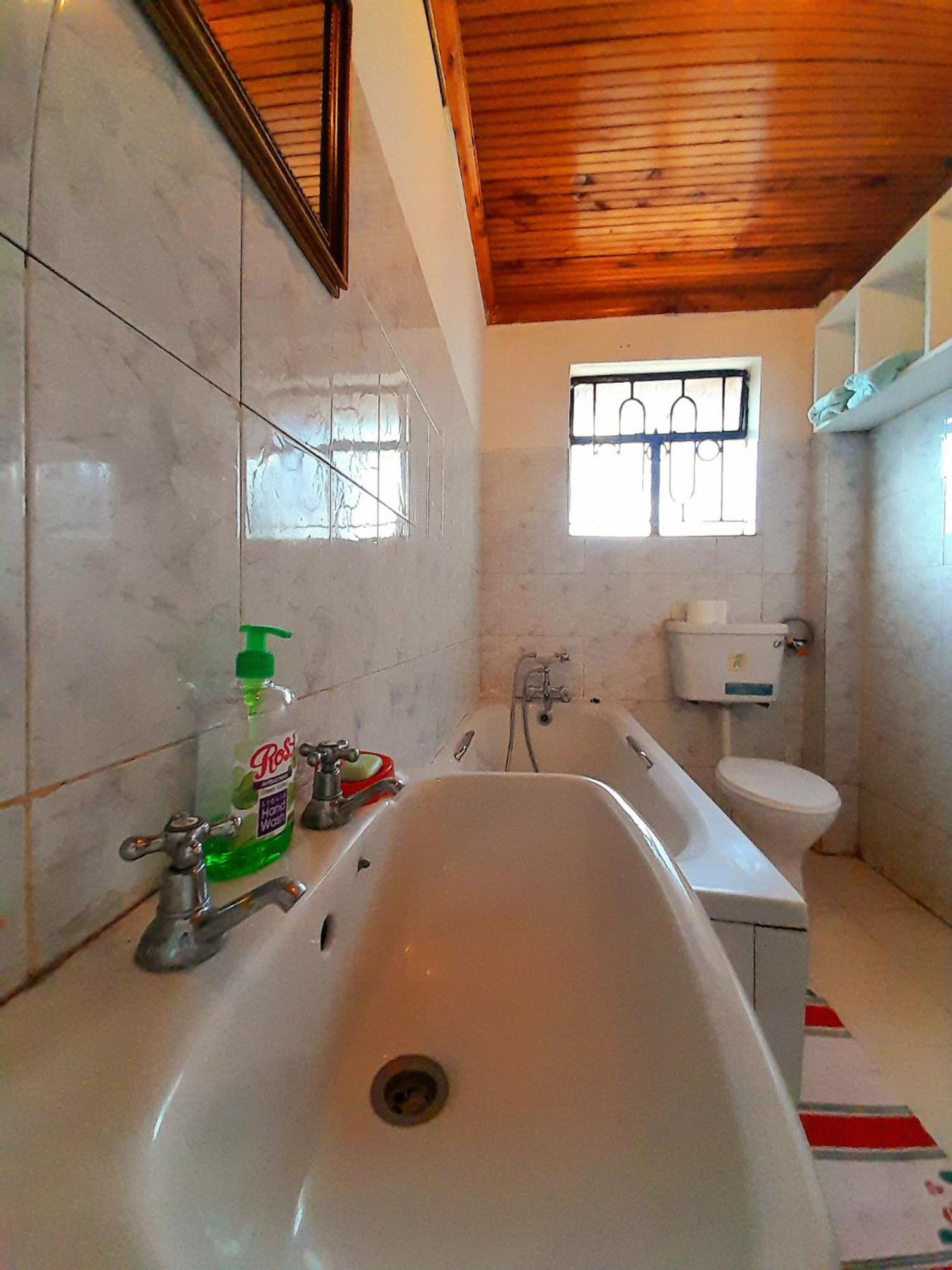 Indovu Back Packers Nairobi