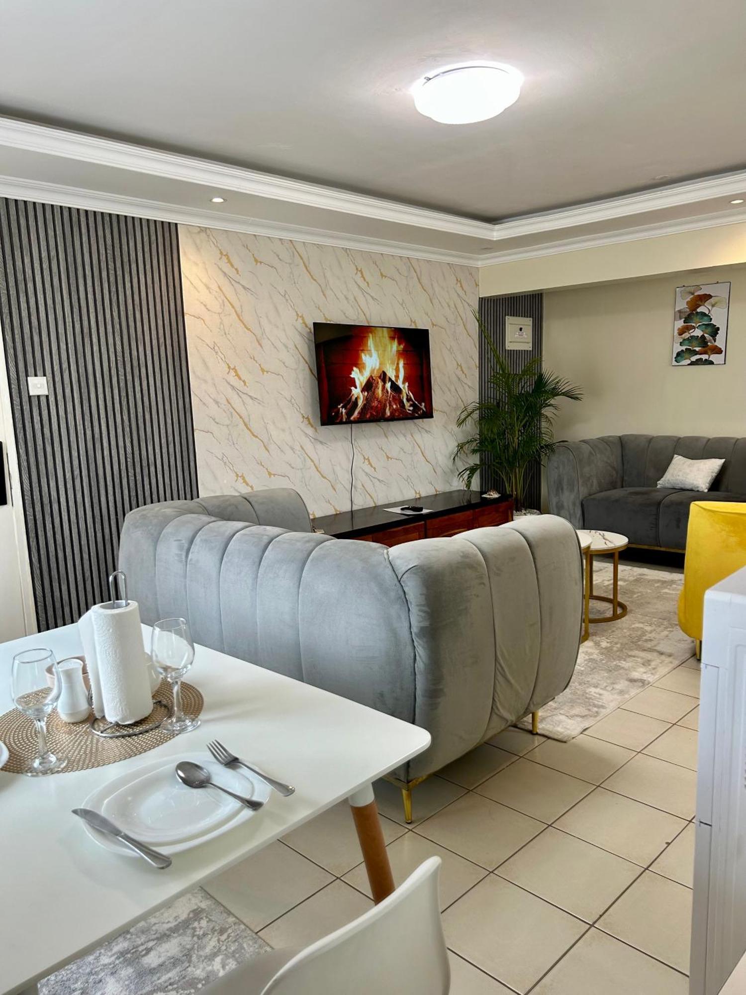 Kb One Bedroom Furnished Apartment *