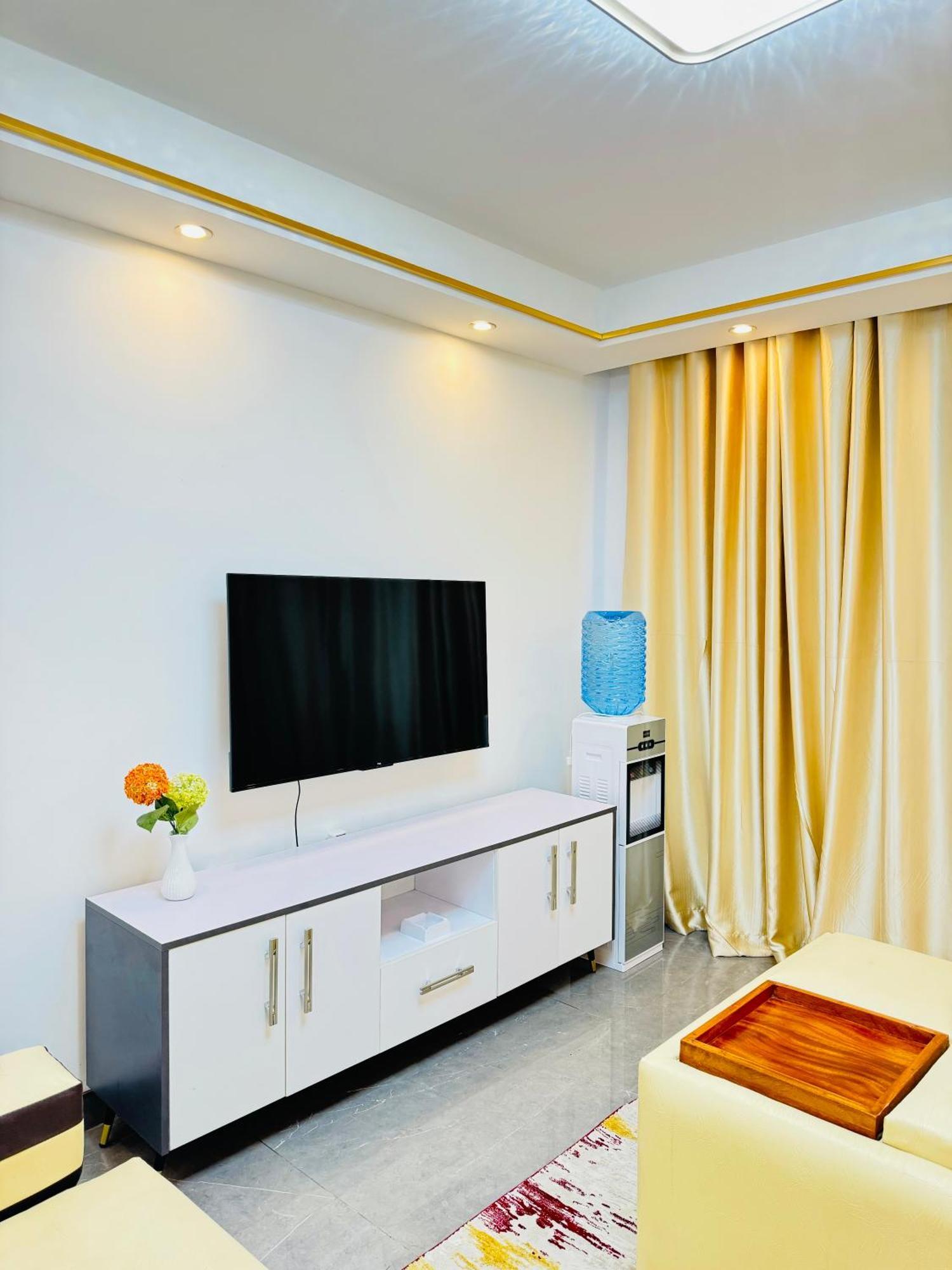 2 Bedroom Luxe Apartment, Kileleshwa Near Westlands