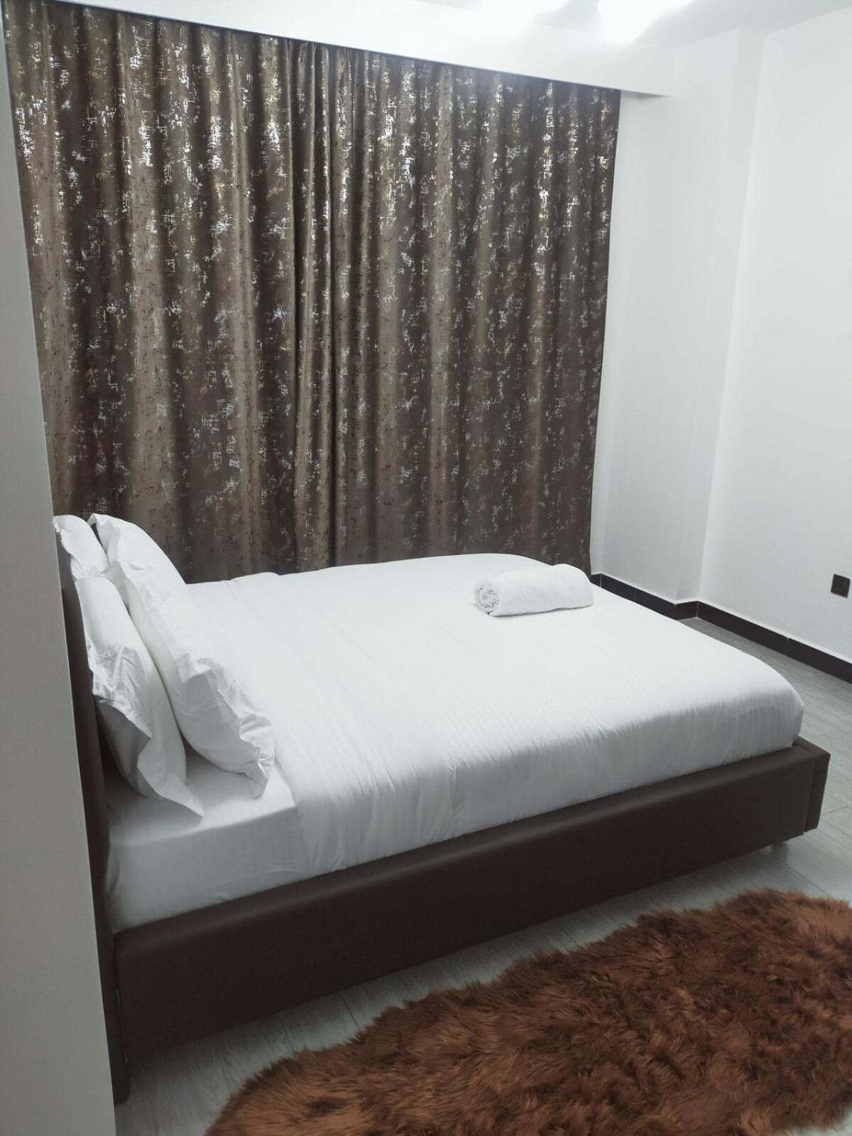 Cozy 2 Bedroom Apartment