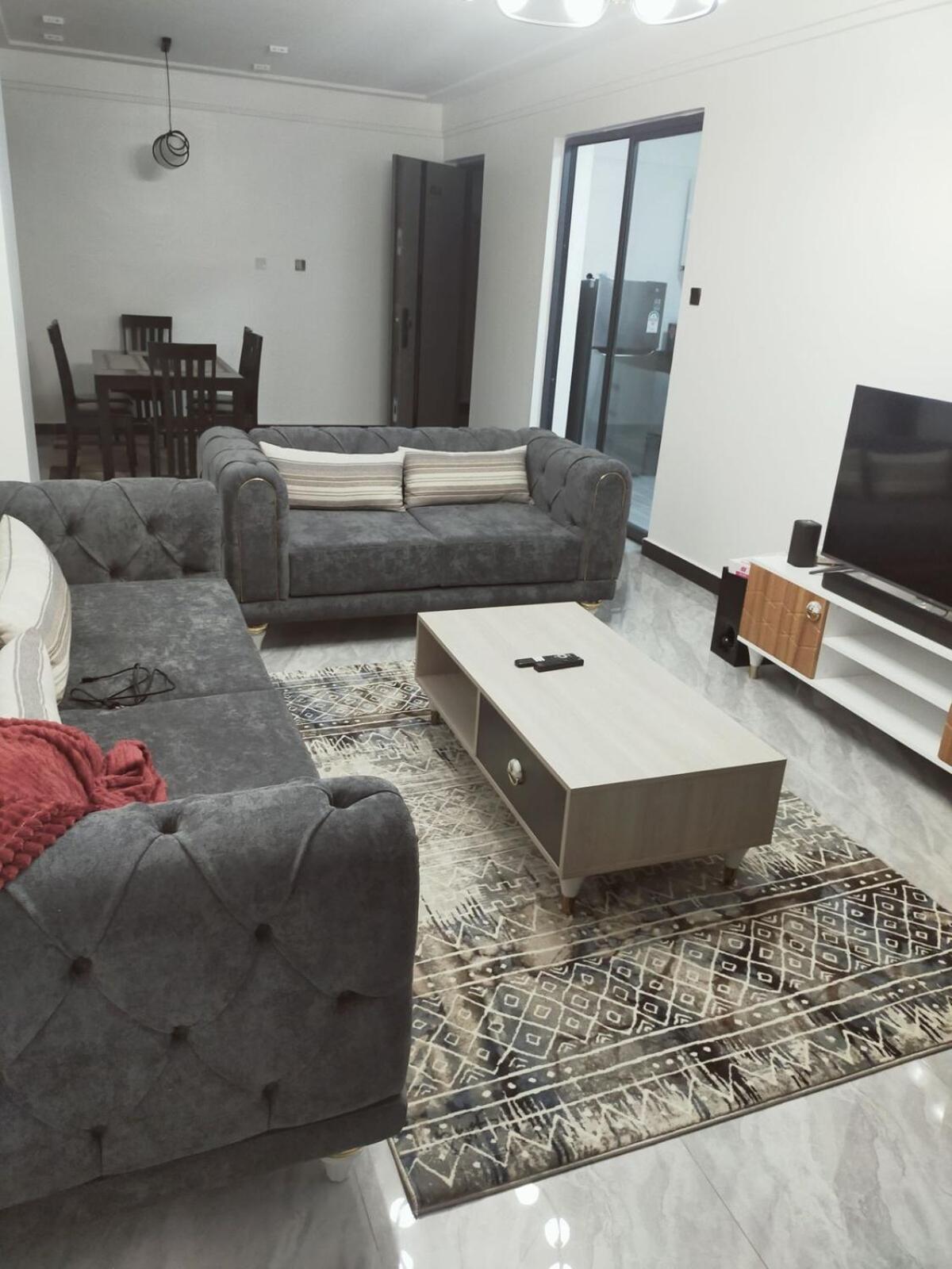 Apartment Cozy 2 Bedroom