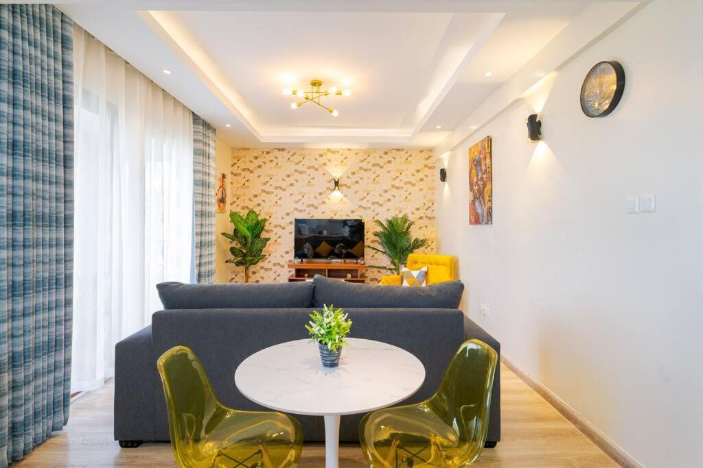 Homely Spacious 2br - Moonvalley Dubai Style *