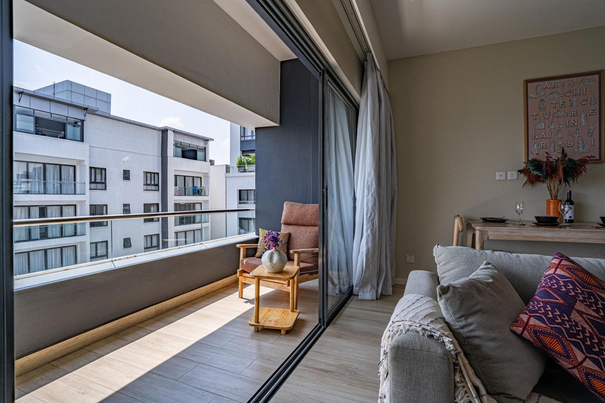 Apartment Riverside Square - 2-bedroom Swimming Pool - Gym *