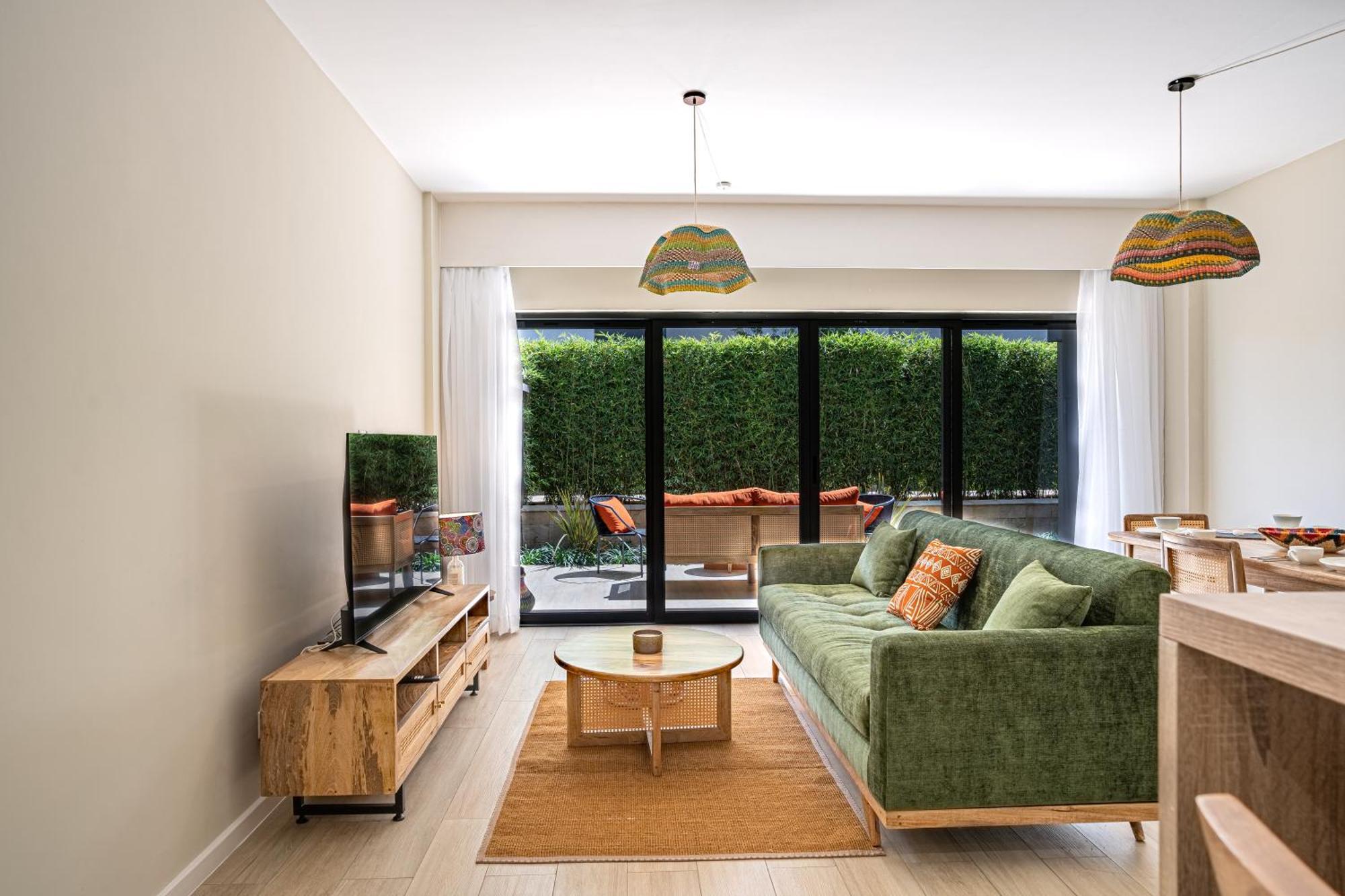 Riverside Square Two Bedroom Apartment, Swimming Pools, Gym, Workspace, Wonderiss Homes Westland Living Apartment *