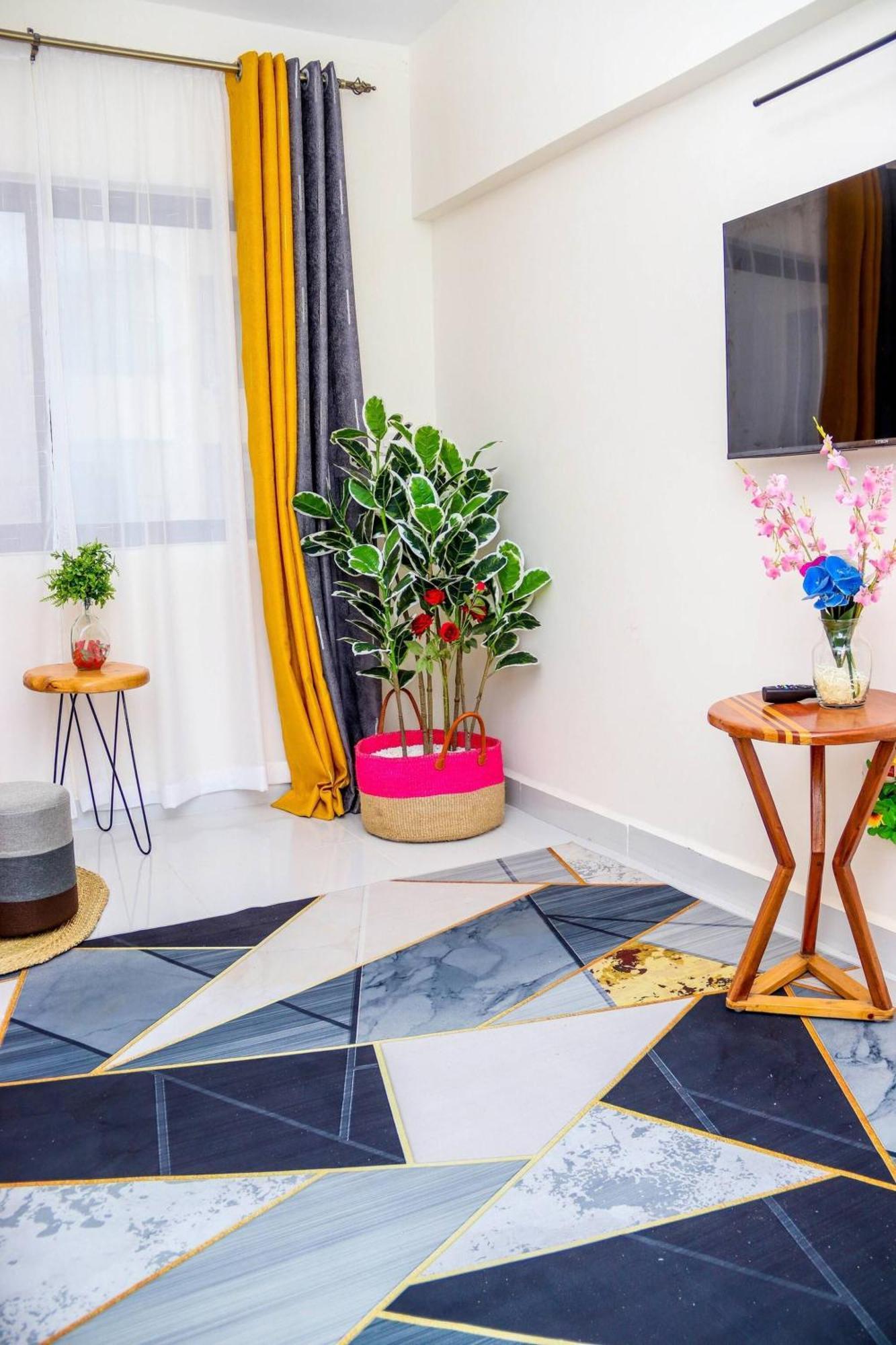 Lux Jkia Airport View Apartment *