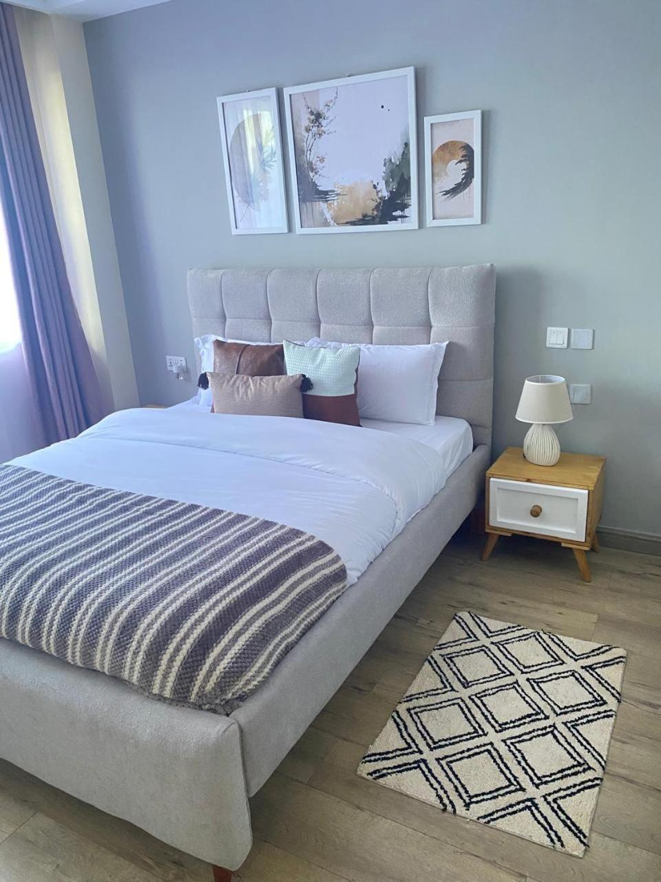 Apartment Executive Elegant Wanderers Rest Two Bedroom With Amazing Views,heated Swimming Pool ,gym And Private Ample Parking Space Which Offers Not Only Comfortable But Also Luxurious Lifestyle *