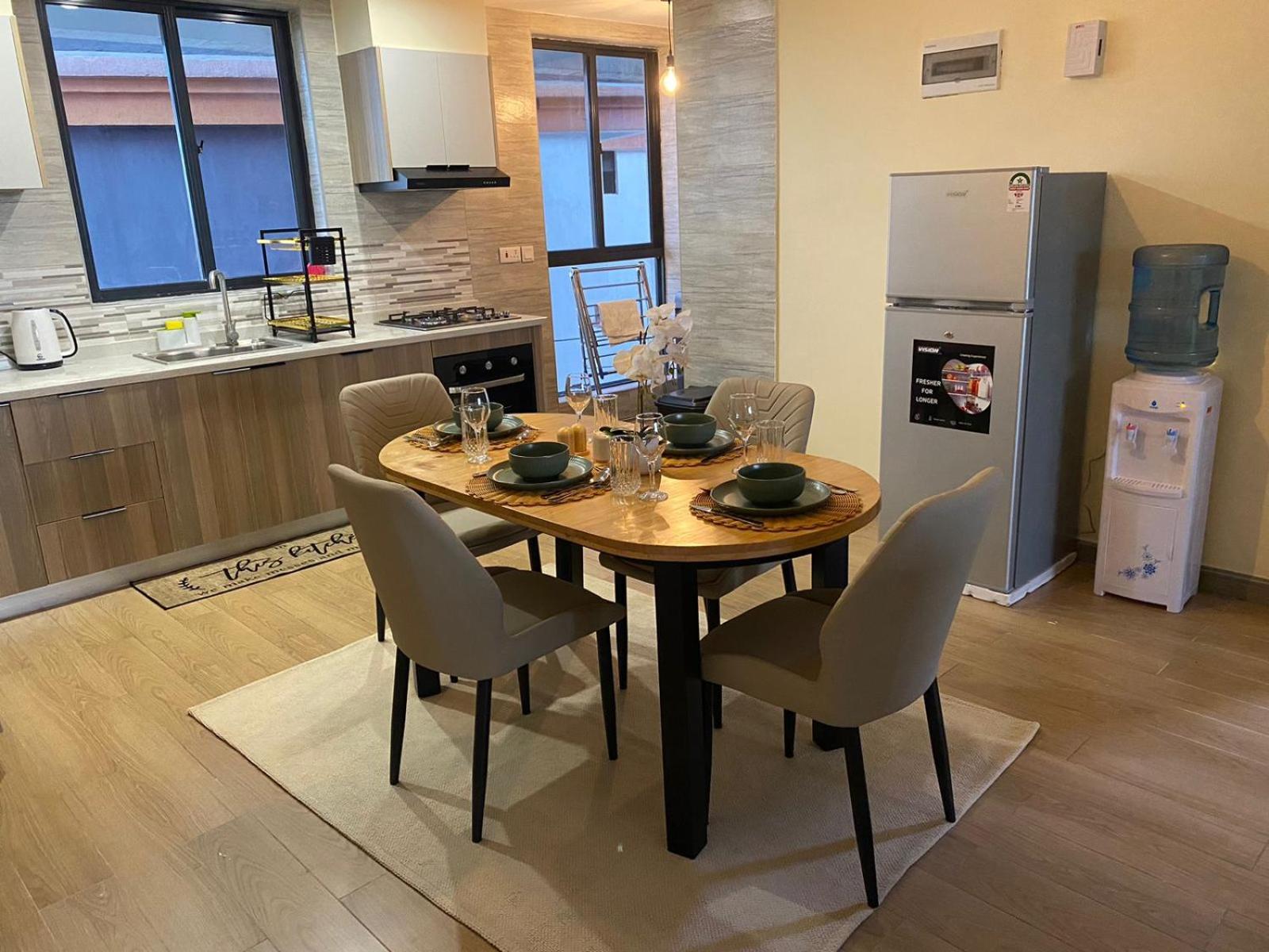 The Elegant Luxury Skyline With Heated Swimming Pool Fully Equipped Gym And,free Parking Space And A Relaxing Rooftop With Scenic Views Apartment *
