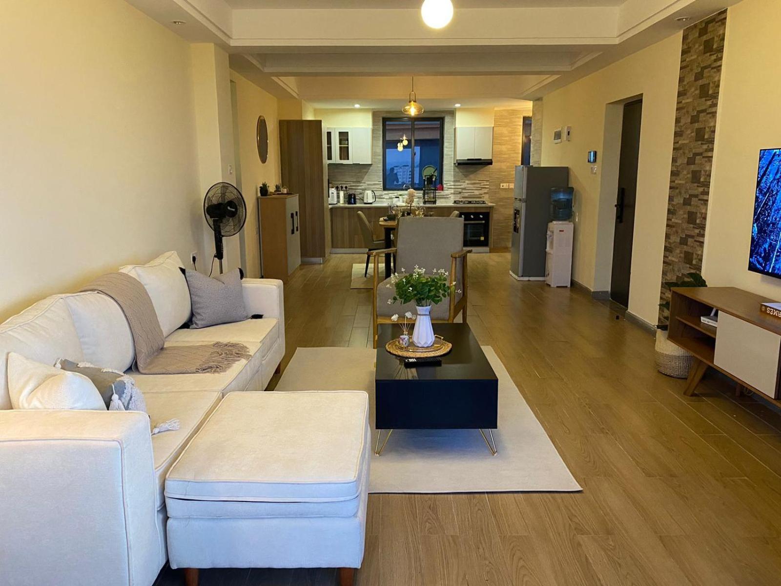 Apartment The Elegant Luxury Skyline With Heated Swimming Pool Fully Equipped Gym And,free Parking Space And A Relaxing Rooftop With Scenic Views Nairobi