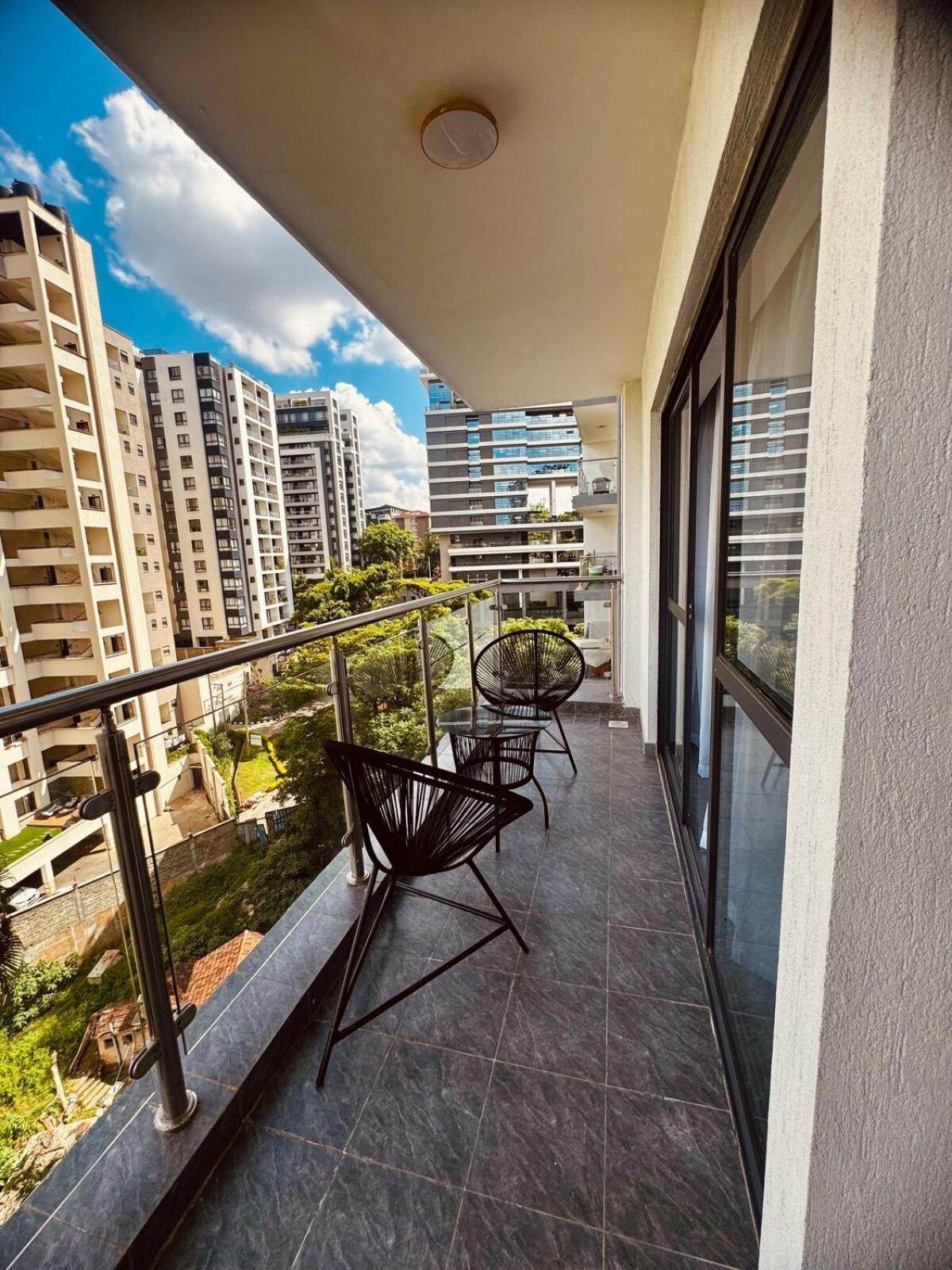 Furnished 2br, Riverside Drive With Gym Behind Riverside Square Mall 2 Minutes To Westlands * Nairobi