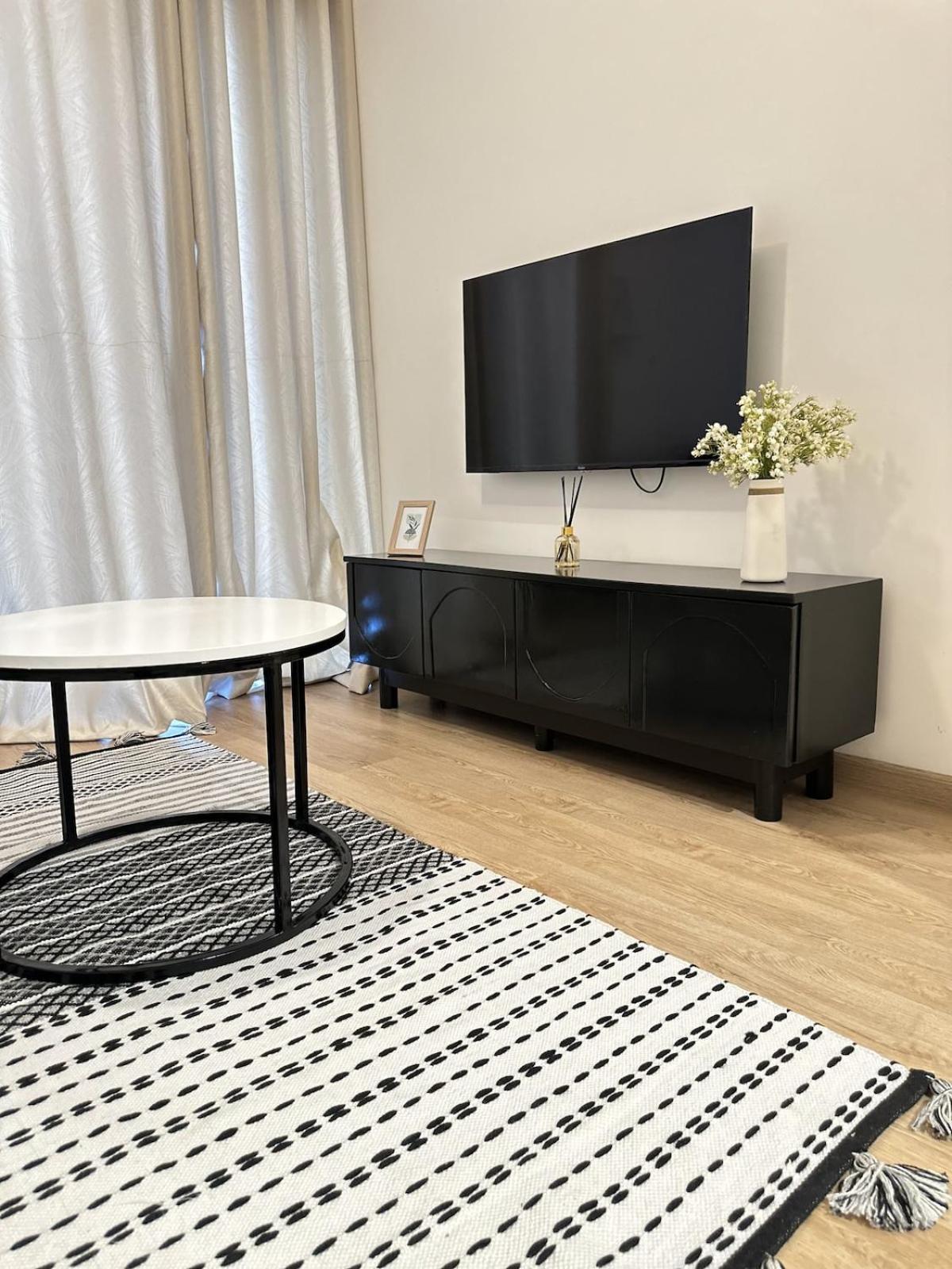 Cool Maskani - 1 Bedroom In Tatu Apartment