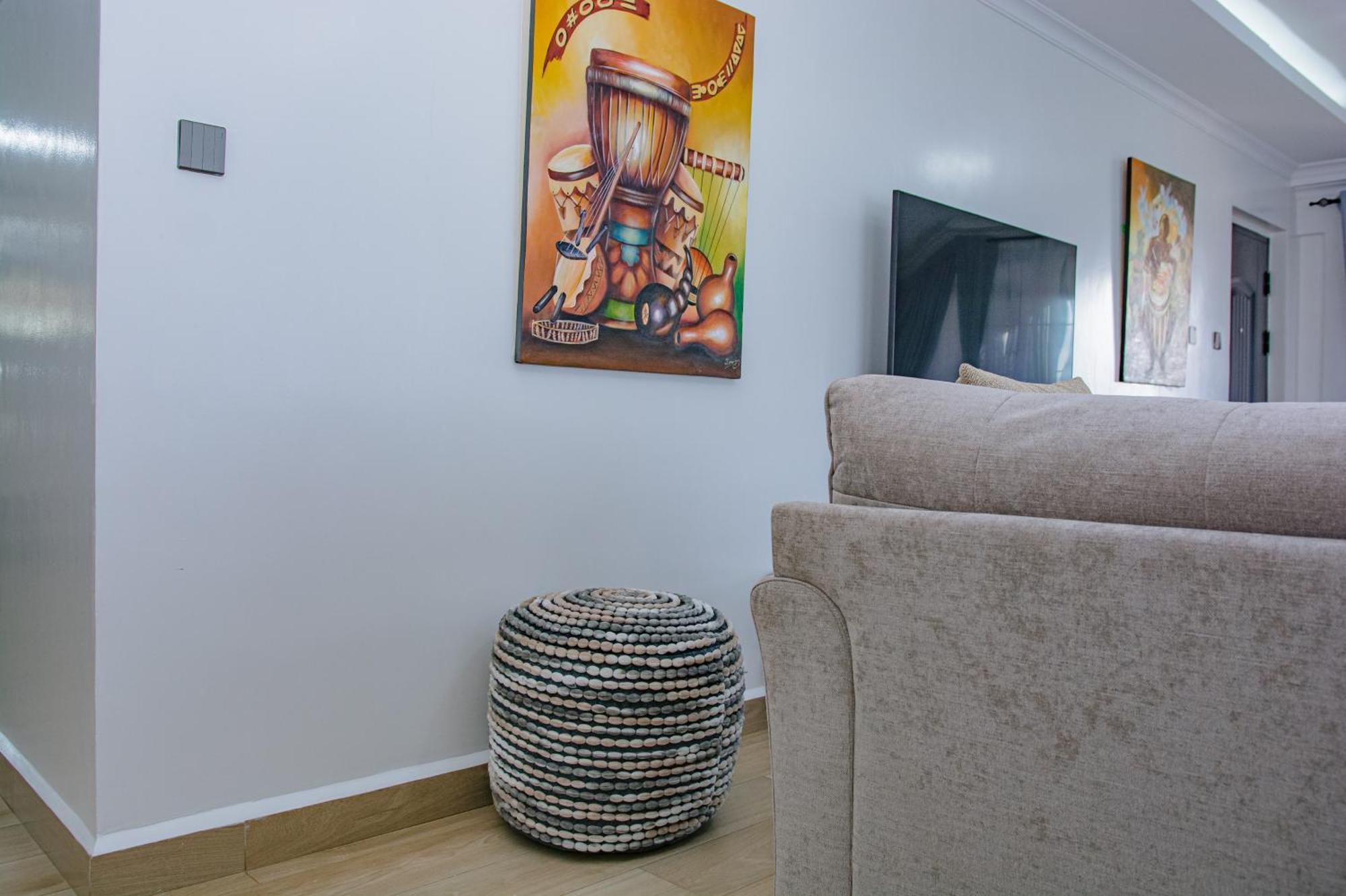 Apartment Kitwa Suites, A Modern African Retreat In The Heart Of Westlands *
