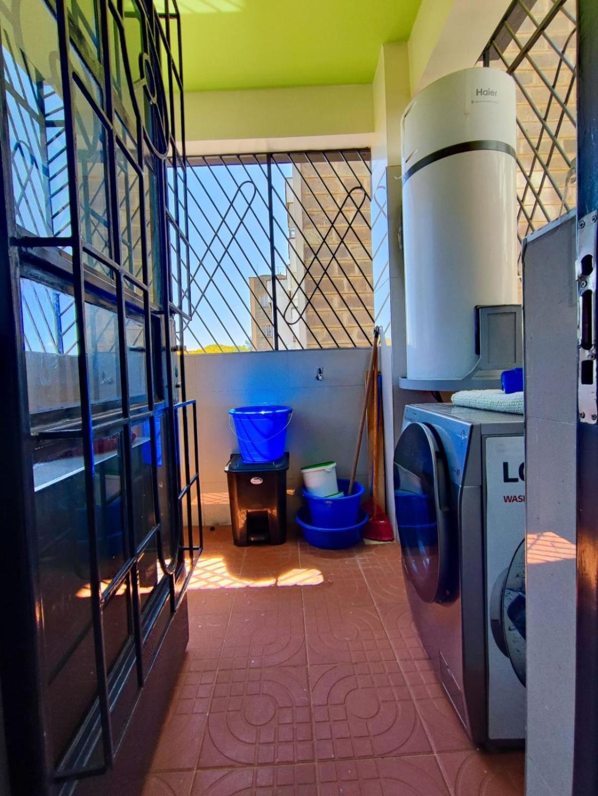 Azania One Bedroom 5min To Movenpick Conference Centre