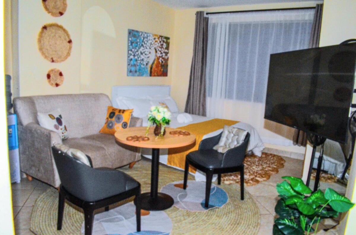 Apartment Adeti Homes