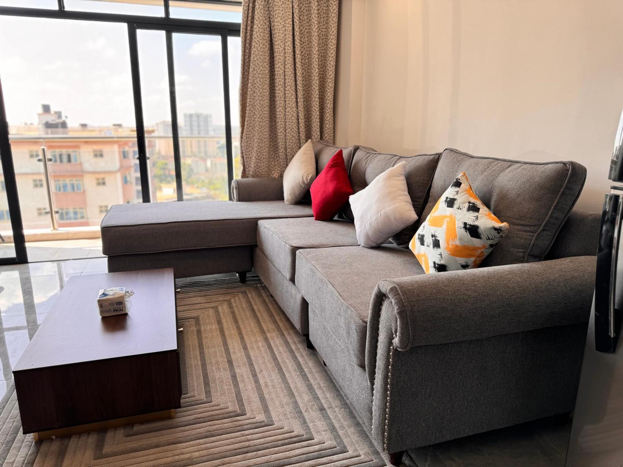 Safarimax Homes The 1 Bedroom Oasis Hideaway On 14th Floor