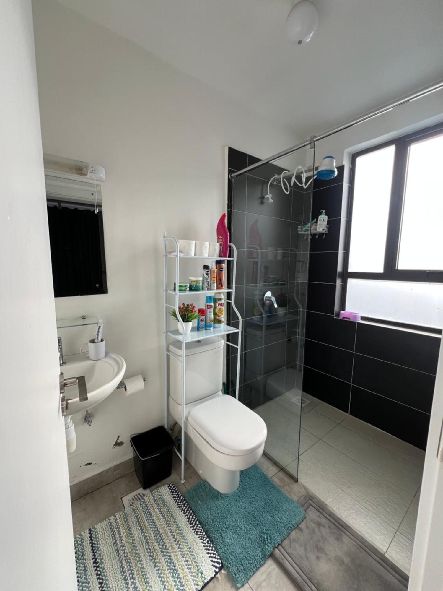 Elegant Private In A 3br Along Ngong Road Homestay Nairobi