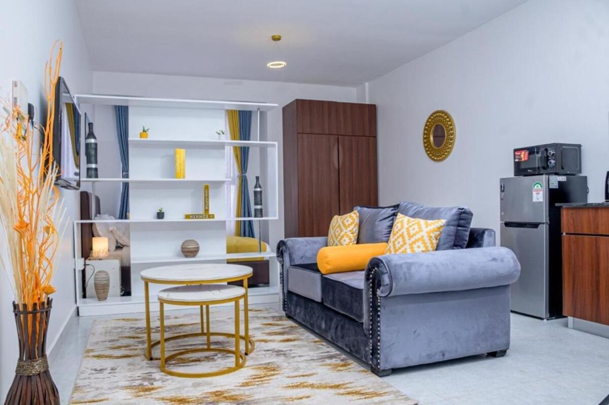 Skyline Luxe Apartment *
