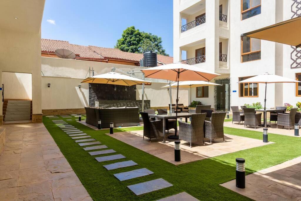 Apartment Spacious 2br Apartment, Moonvalley Dubi Style *