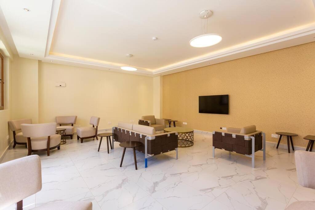 Spacious 2br Apartment, Moonvalley Dubi Style Apartamento Nairobi
