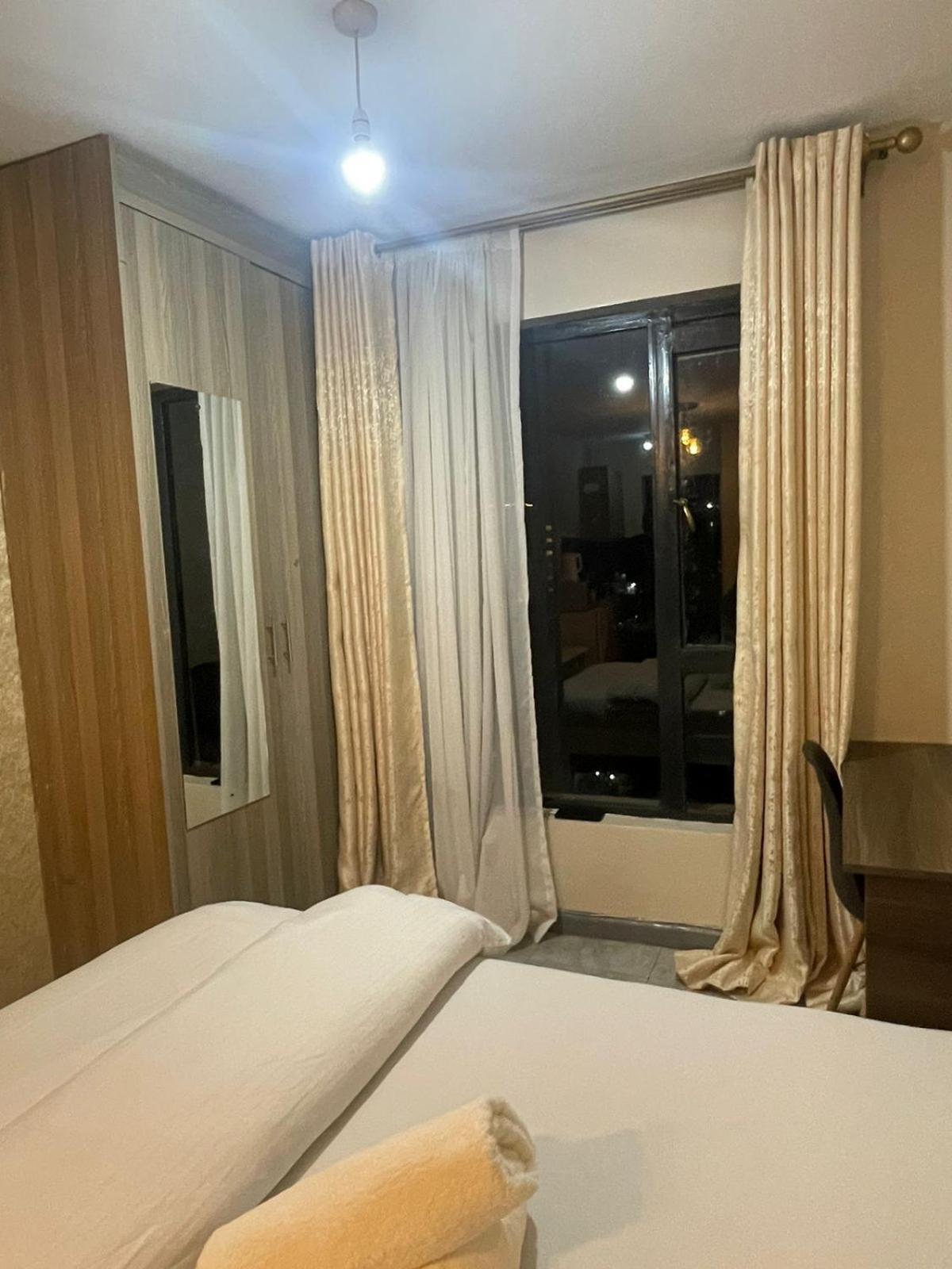 Apartment Bliss Executive Near Jkia