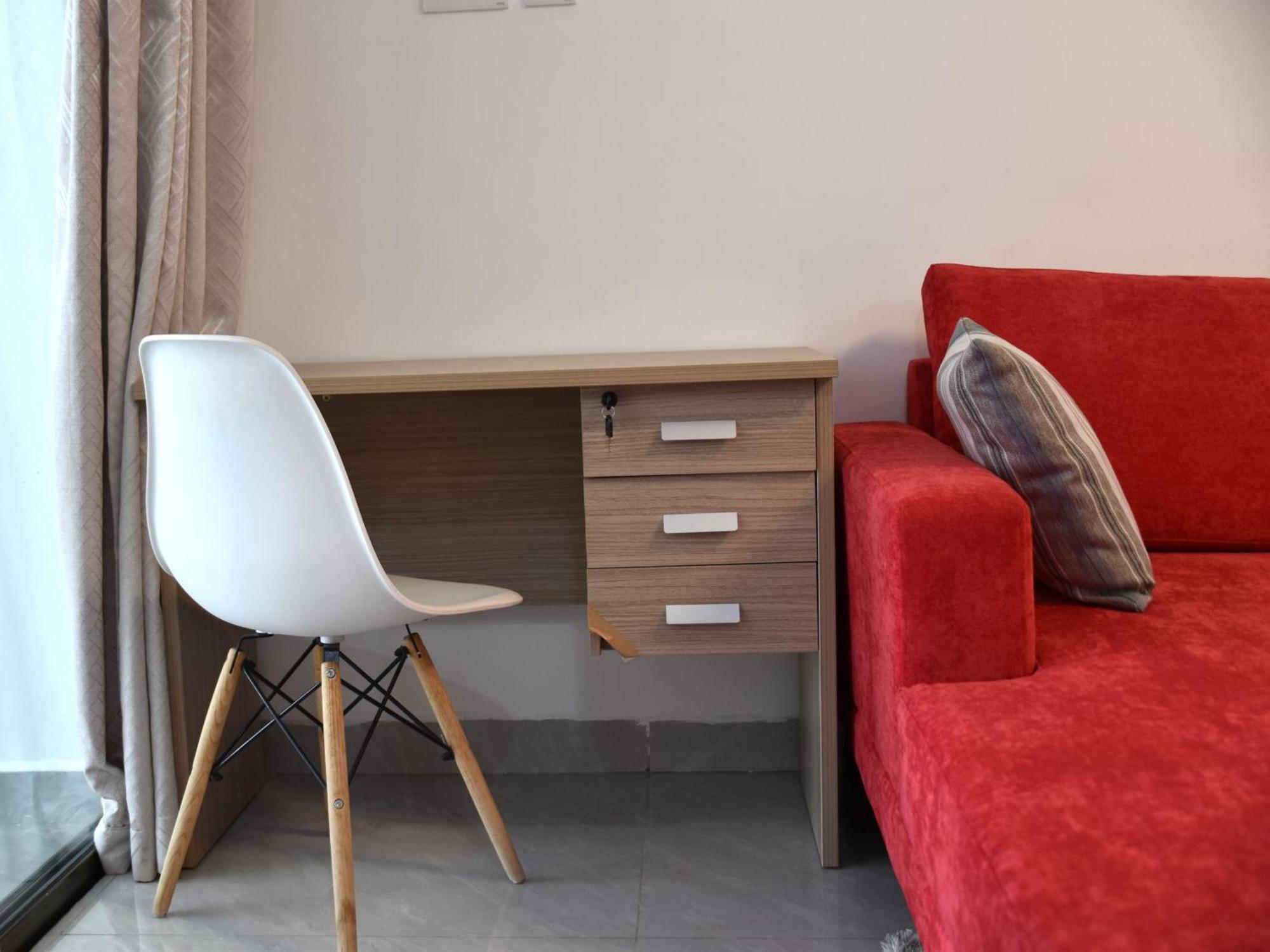 Cozy Modern 1bdrm Kilimani Near Yaya, With Gym&parking Apartment Nairobi