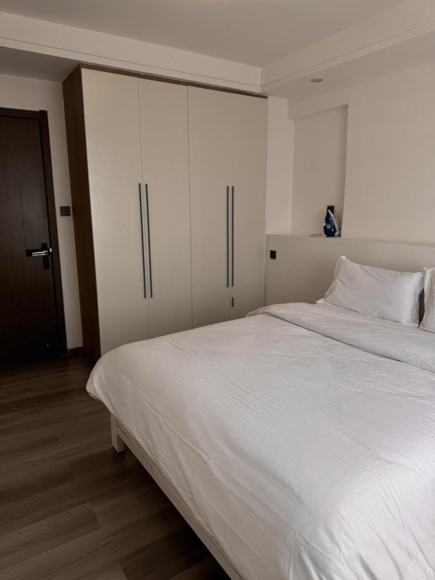 Safarimax Homes 1 Bedroom Urban Oasis Retreat On 14th Floor Apartment *