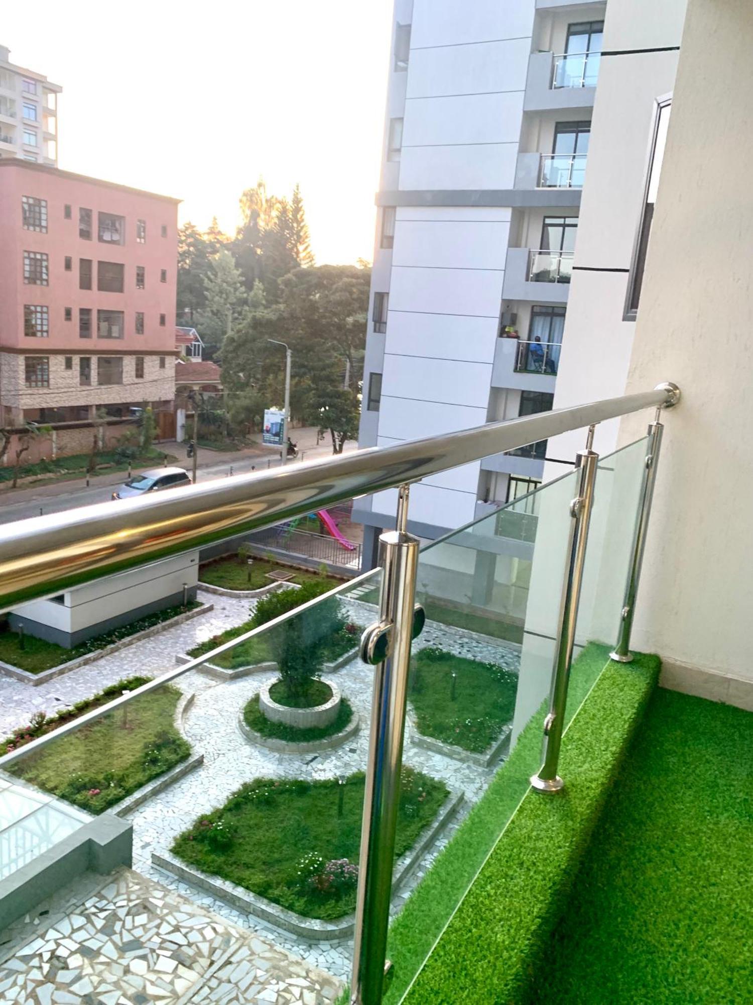 Apartment Innerpeace Realty *