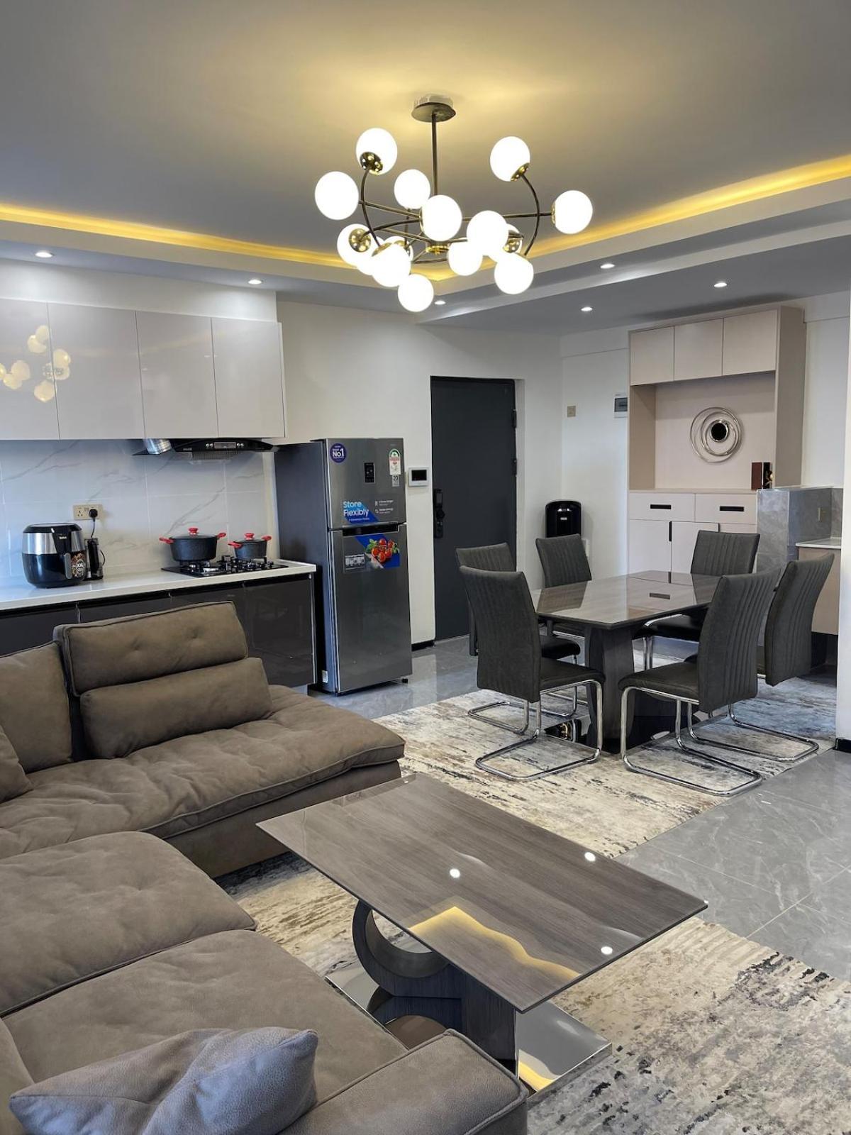 Naoming Homes Apartment *
