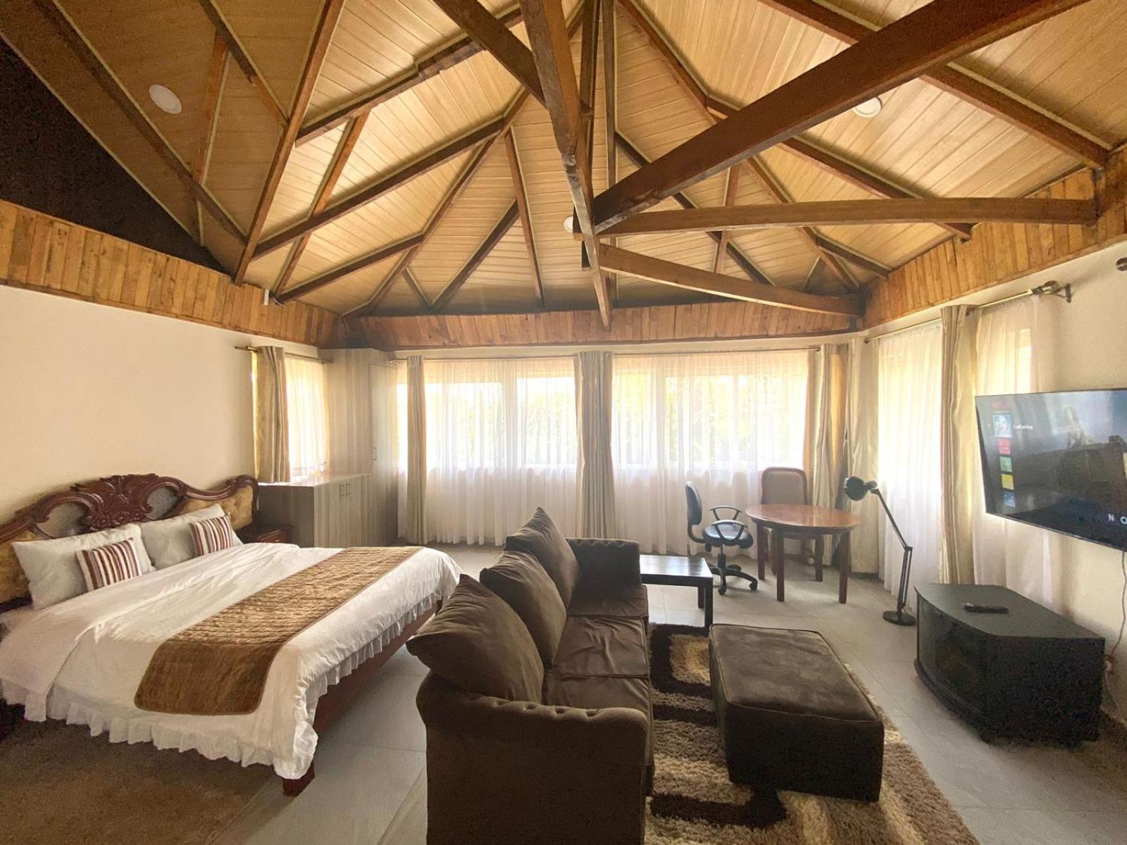 Guest house Spacious Away From Home- Runda