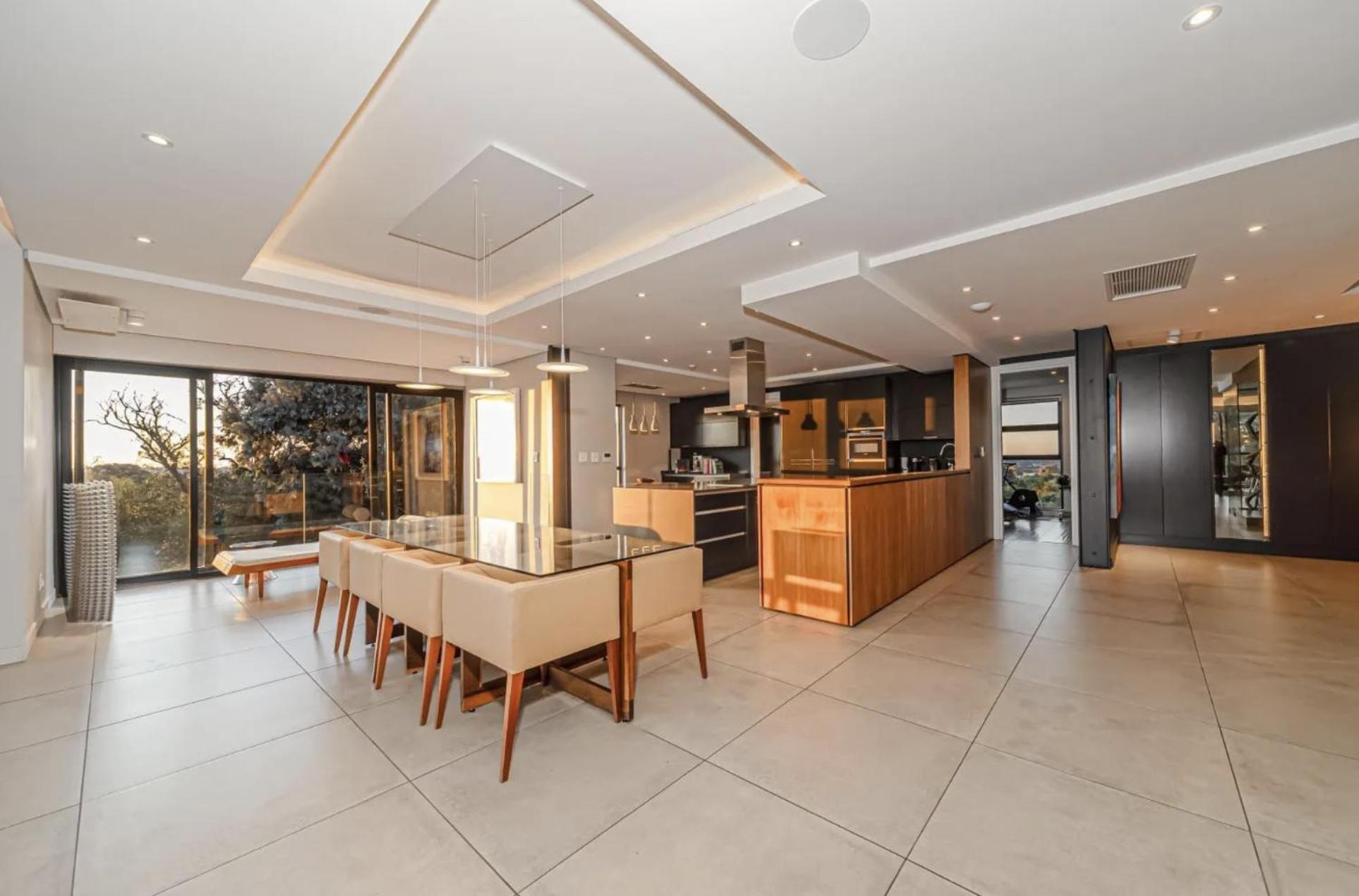 Black Charm Apartment
