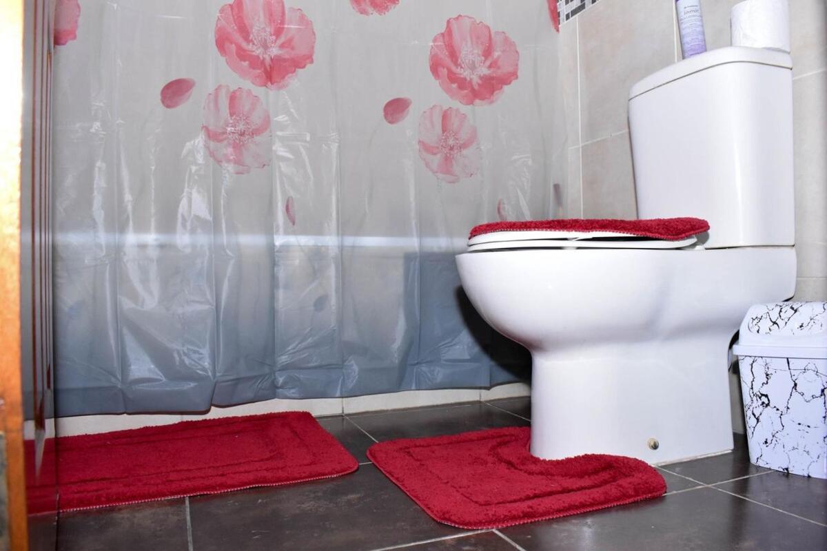 Spacious Riverside Haven * Nairobi