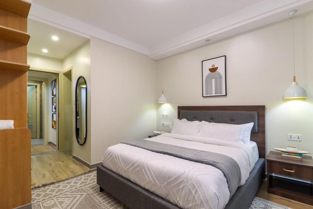 2br With Lovely Views, Balcony, Gym&pool Apartment Nairobi