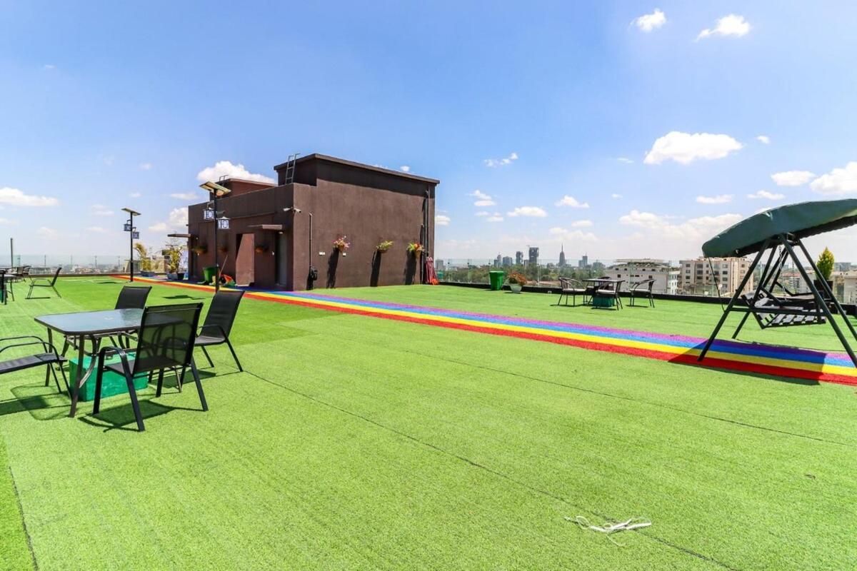 2br With Lovely Views, Balcony, Gym&pool